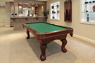 Pool table sizes guide in Palm Springs